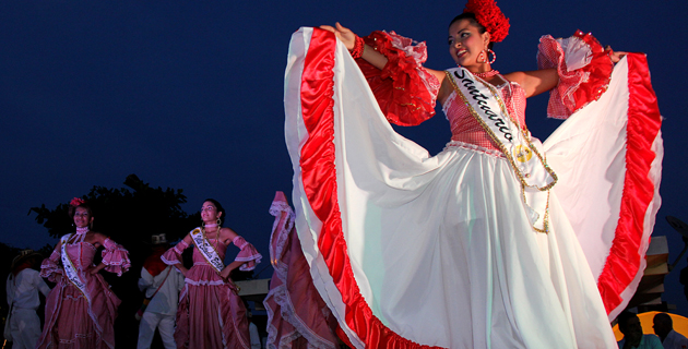 El elegante y coqueto baile de la cumbia | Revistas